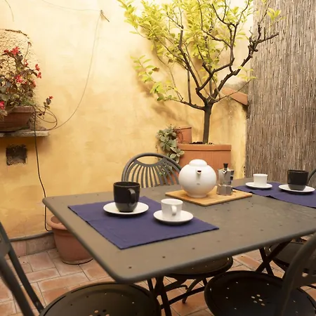 Your Piazza Navona Hideaway With Terrace