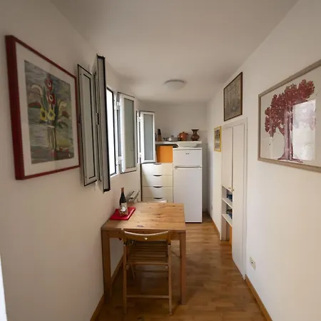 Your Piazza Navona Hideaway With Terrace Rome